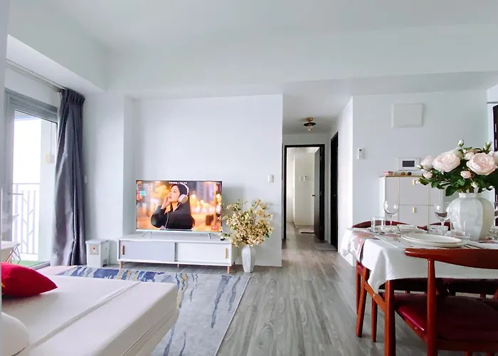 Luxurious Style 1 2 3 Bedrooms Cross To Okada And Near Of Dreams, Solaire, Moa, And Airport Apartment