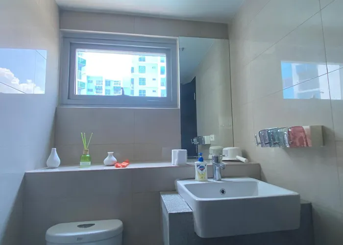 Apartment Luxurious Style 1 2 3 Bedrooms Cross To Okada And Near Of Dreams, Solaire, Moa, And Airport
