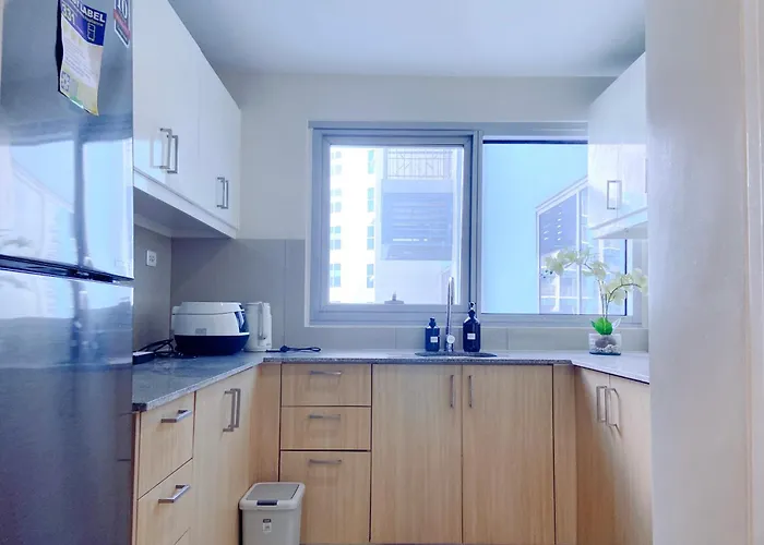 Apartment Luxurious Style 1 2 3 Bedrooms Cross To Okada And Near Of Dreams, Solaire, Moa, And Airport Manila