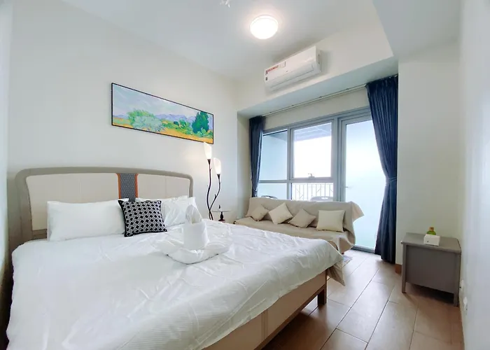 Apartment Luxurious Style 1 2 3 Bedrooms Cross To Okada And Near Of Dreams, Solaire, Moa, And Airport